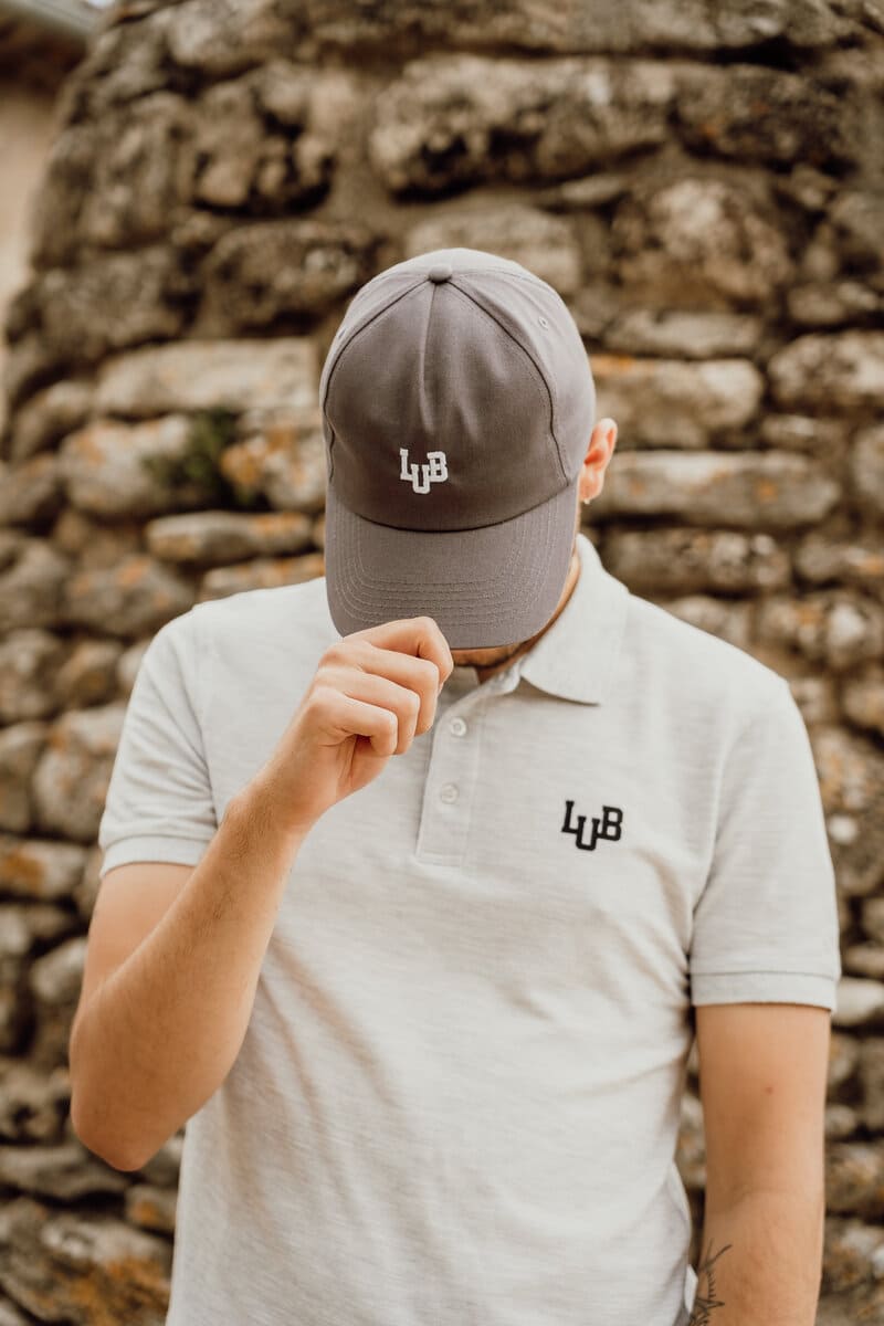 Casquette grise brodée LUB