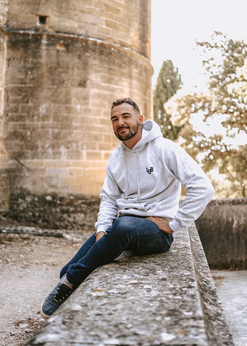 Sweat-shirt à capuche homme gris imprimé LUB